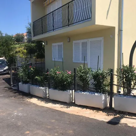 Lijepa Brodarica Brodarica (Sibenik-Knin)