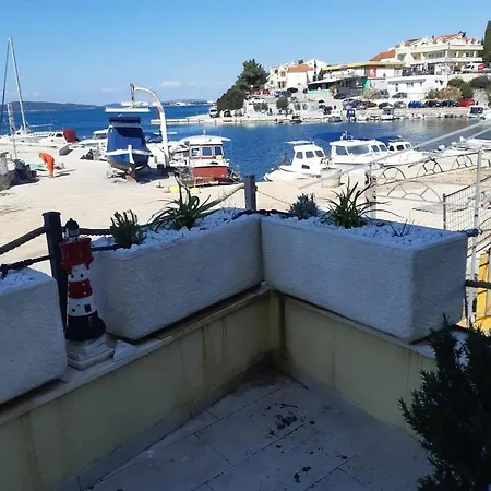 Lijepa Brodarica Διαμέρισμα